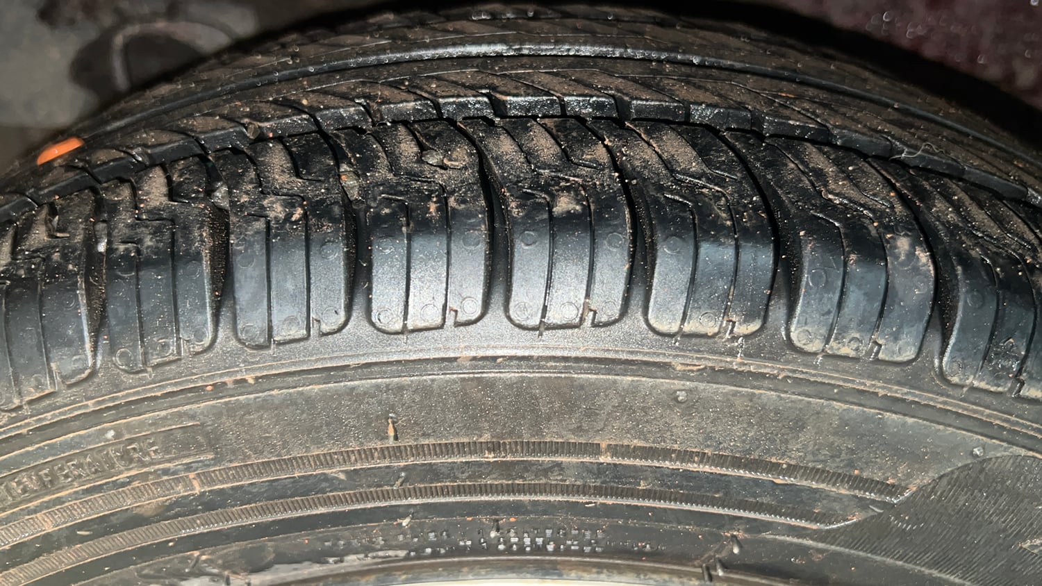 Used 2014 Hyundai Grand i10 Sportz 1.2 Kappa VTVT Petrol Manual tyres RIGHT REAR TYRE TREAD VIEW