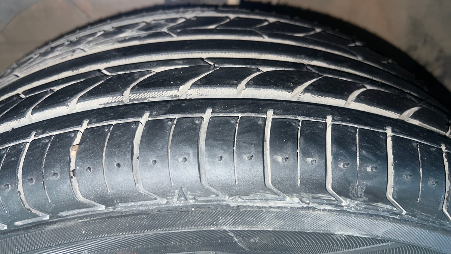 Used 2021 Maruti Suzuki Baleno Zeta Petrol Manual tyres LEFT FRONT TYRE TREAD VIEW