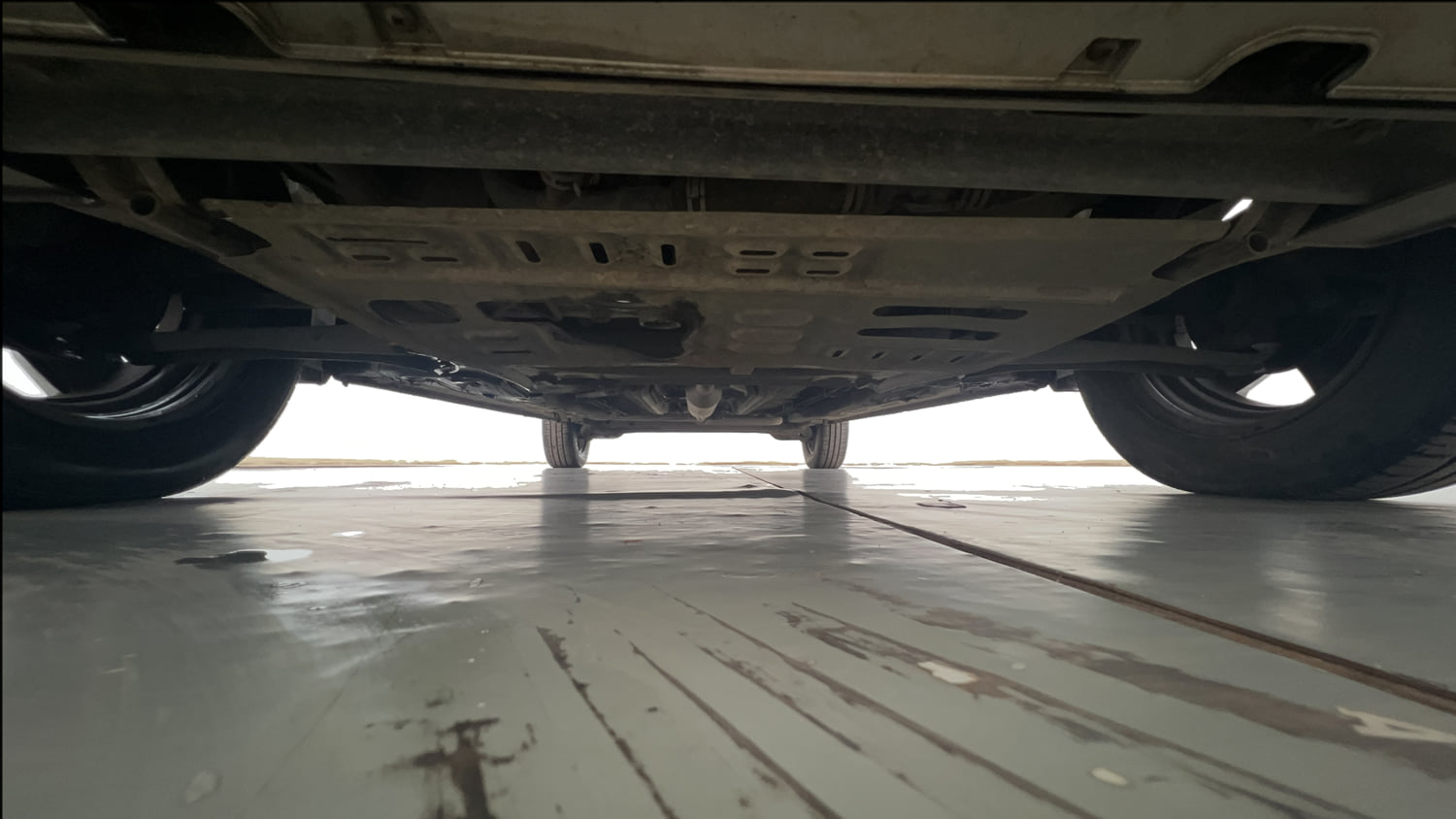 Used 2021 Renault Triber RXZ Petrol Manual extra FRONT LEFT UNDERBODY VIEW