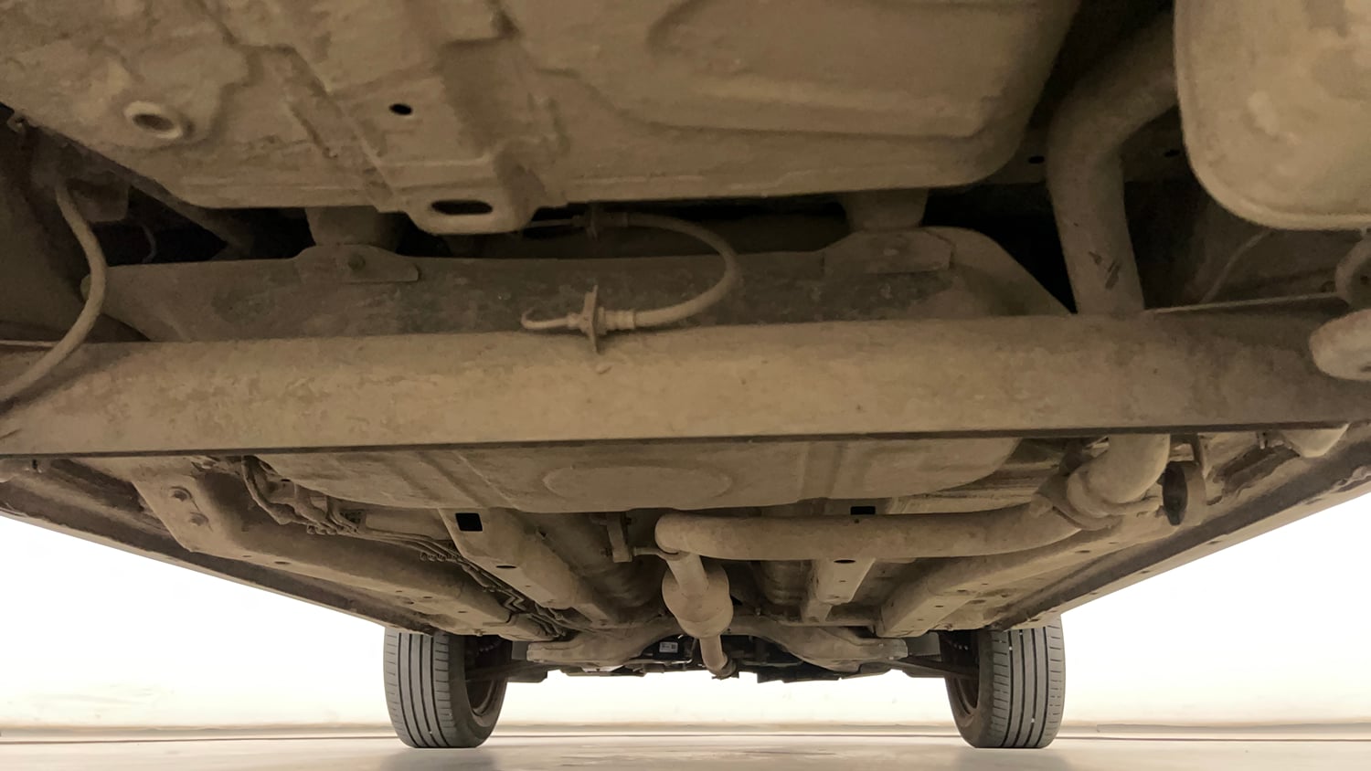 Used 2019 Tata Nexon XM Petrol Manual extra REAR UNDERBODY VIEW (TAKEN FROM REAR)