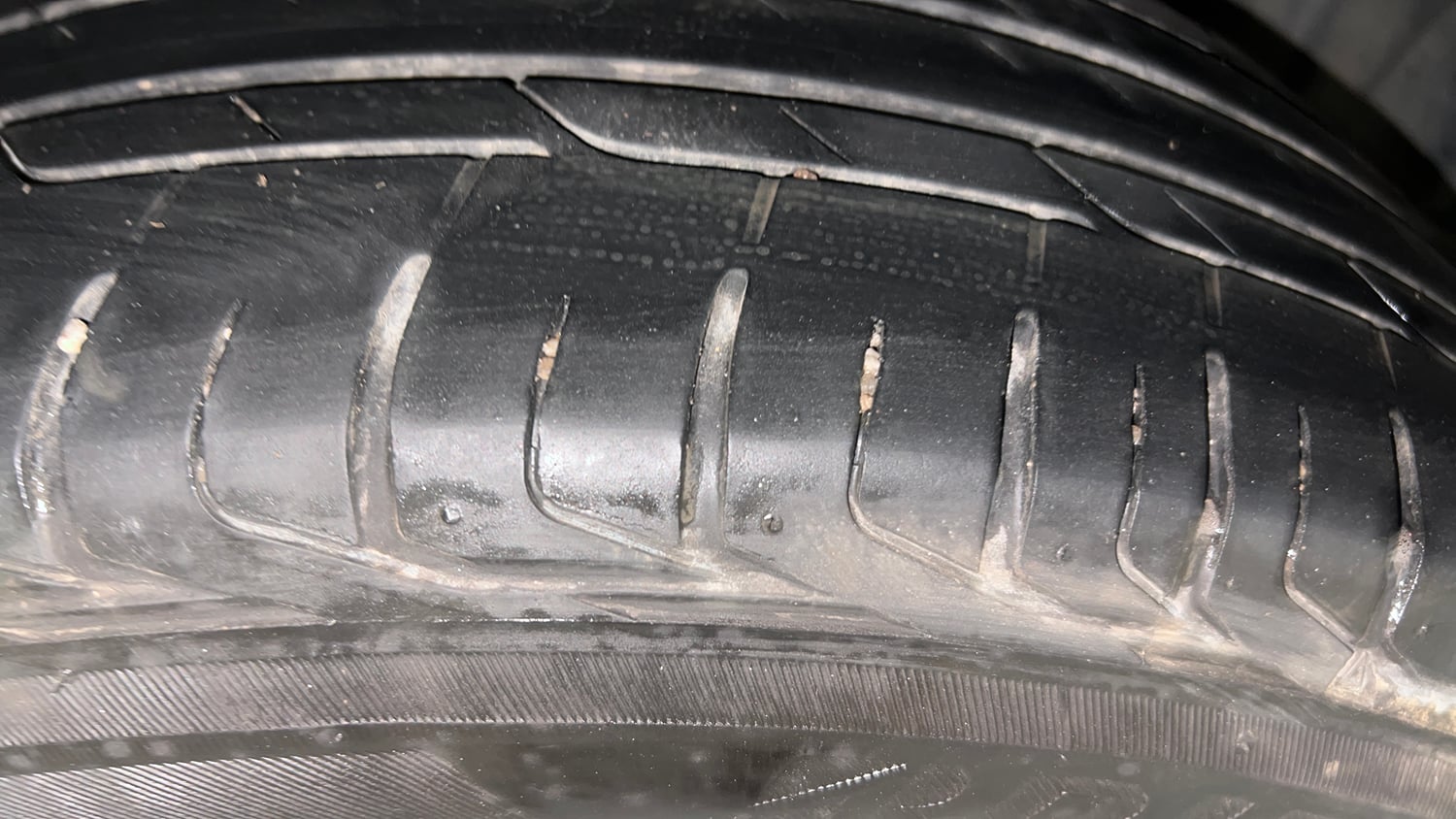 Used 2018 Maruti Suzuki S-Cross Alpha 1.3 Diesel Manual tyres LEFT REAR TYRE TREAD VIEW