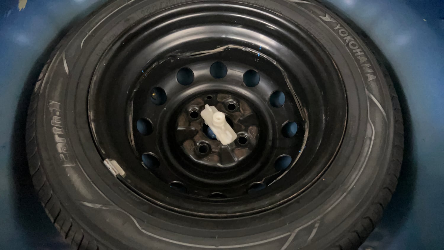 Used 2017 hyundai Eon Magna+ (O) Petrol Manual tyres SPARE TYRE VIEW