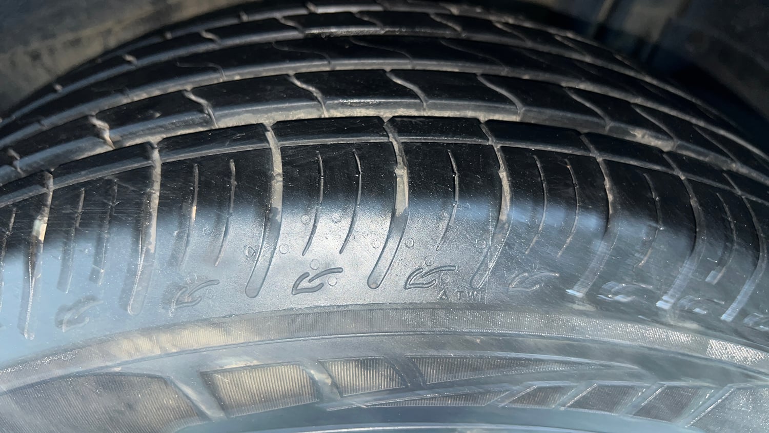 Used 2021 Tata Nexon XZA Plus Petrol Automatic tyres LEFT REAR TYRE TREAD VIEW