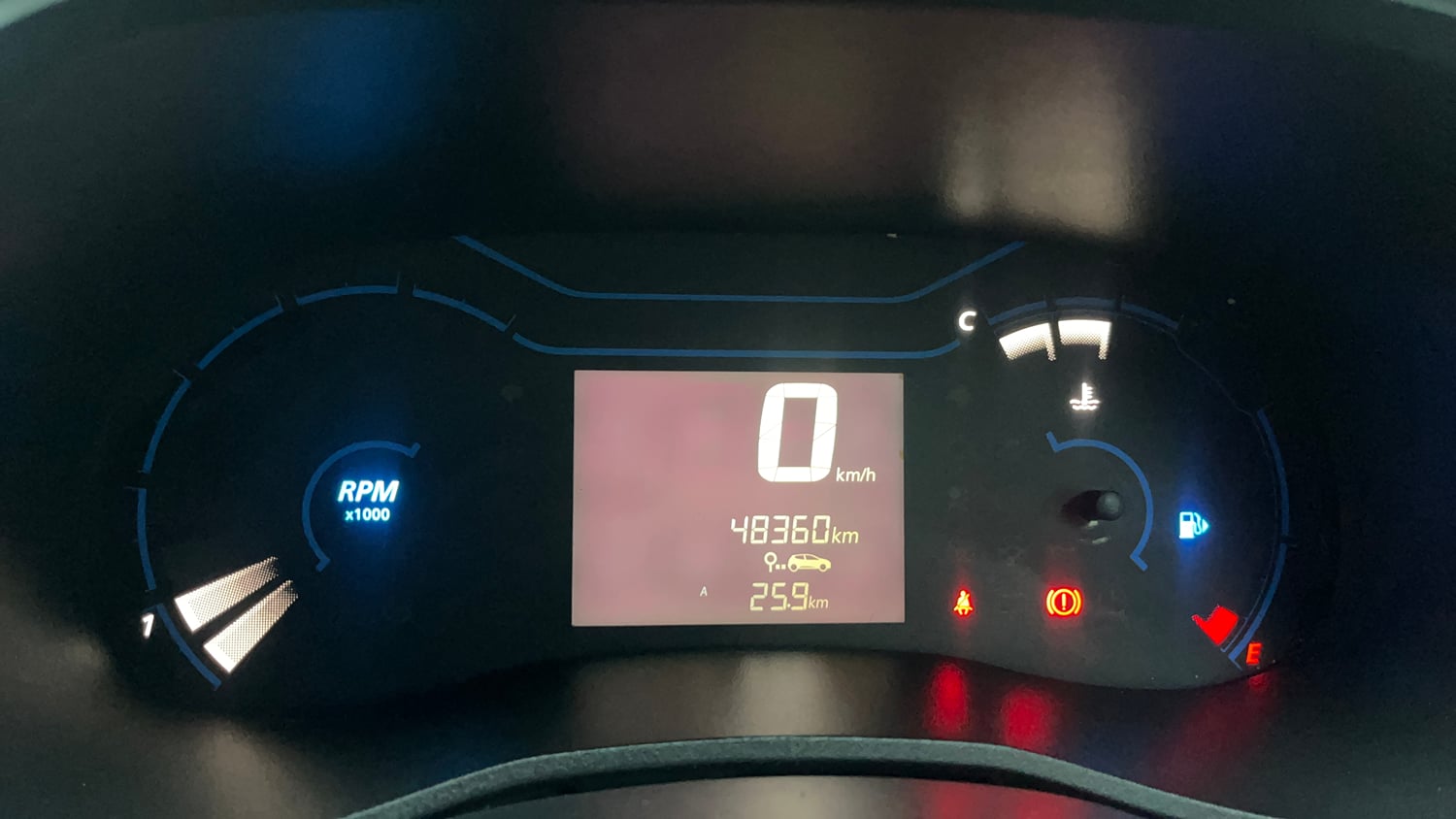 Used 2020 Renault Kwid RXT 1.0 Opt Petrol Manual interior CLUSTERMETER VIEW