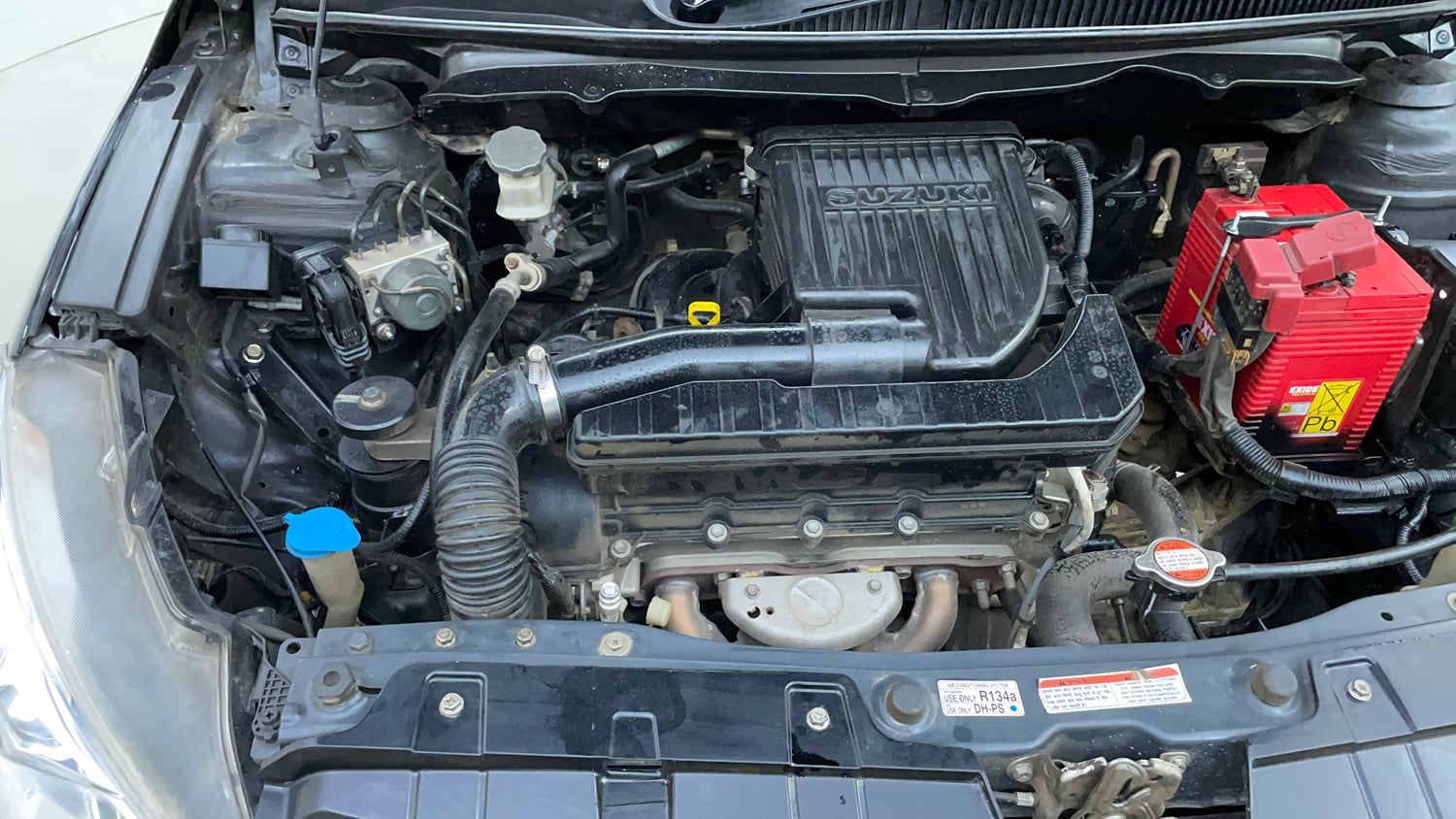 Used 2016 Maruti Suzuki Ciaz ZXi Petrol Manual engine ENGINE RIGHT SIDE VIEW