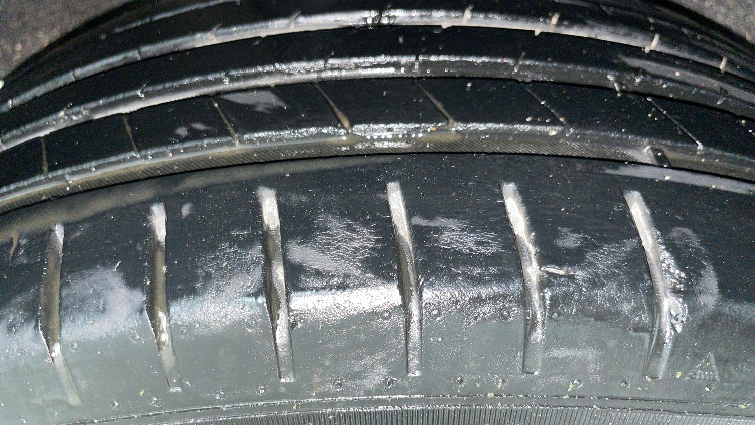 Used 2021 Maruti Suzuki Baleno Zeta Petrol Manual tyres RIGHT REAR TYRE TREAD VIEW