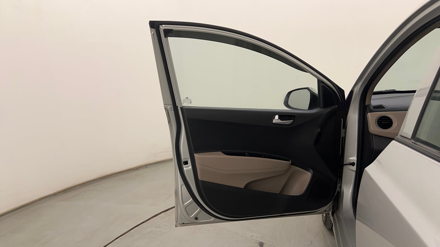 Used 2017 Hyundai Grand i10 Sportz 1.2 Kappa VTVT Petrol Manual interior LEFT FRONT DOOR OPEN VIEW