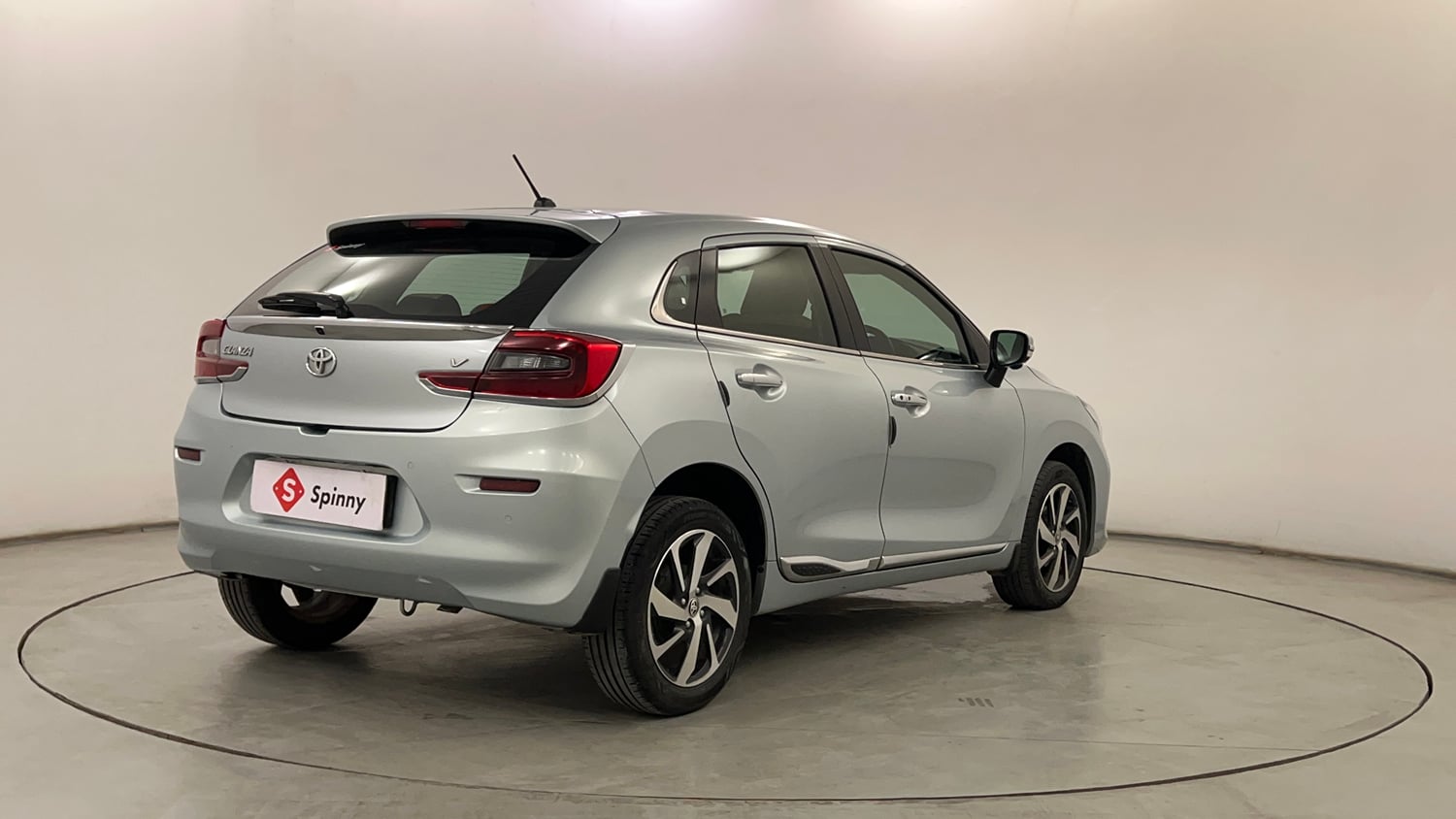 Used 2023 Toyota Glanza V AMT Petrol Automatic exterior RIGHT REAR CORNER VIEW