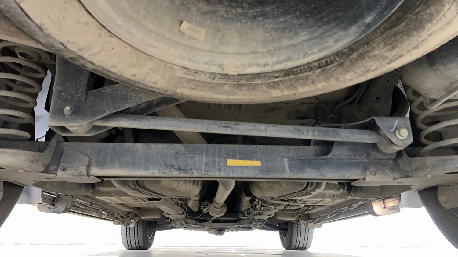 Used 2022 Tata Harrier XZ Plus Dark Edition Diesel Manual extra REAR UNDERBODY VIEW (TAKEN FROM REAR)