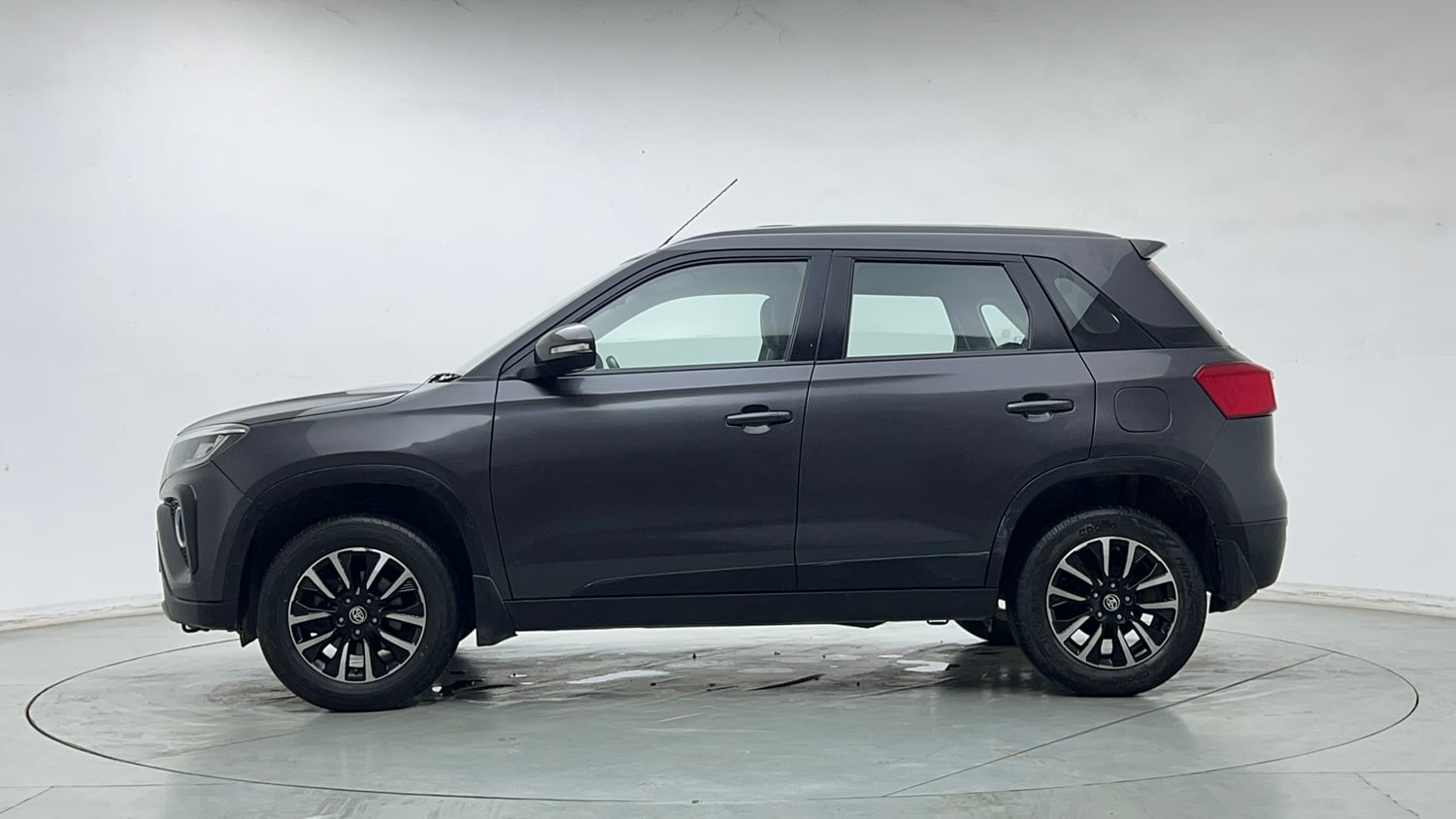 Used 2022 Toyota Urban Cruiser Premium Grade MT Petrol Manual exterior LEFT SIDE VIEW
