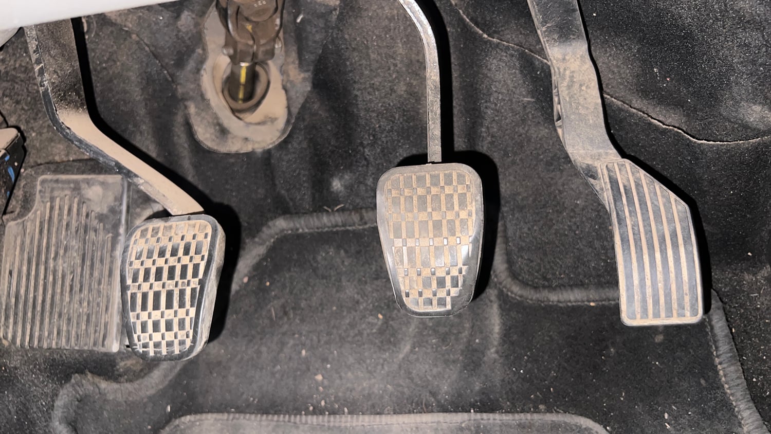 Used 2019 Tata Nexon XM Petrol Manual interior PEDALS VIEW