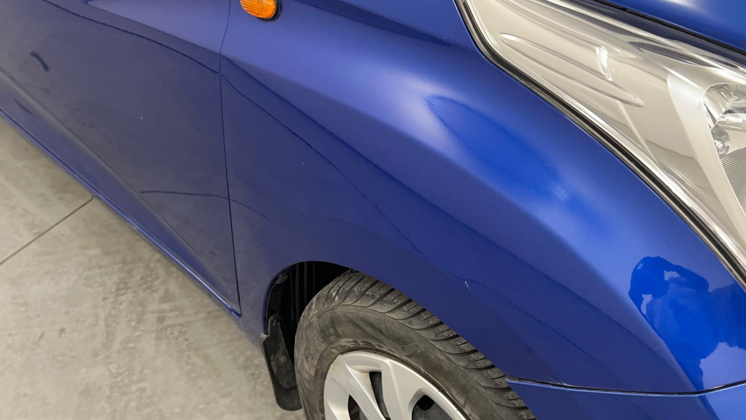 Used 2017 hyundai Eon Magna+ (O) Petrol Manual dents MINOR SCRATCH