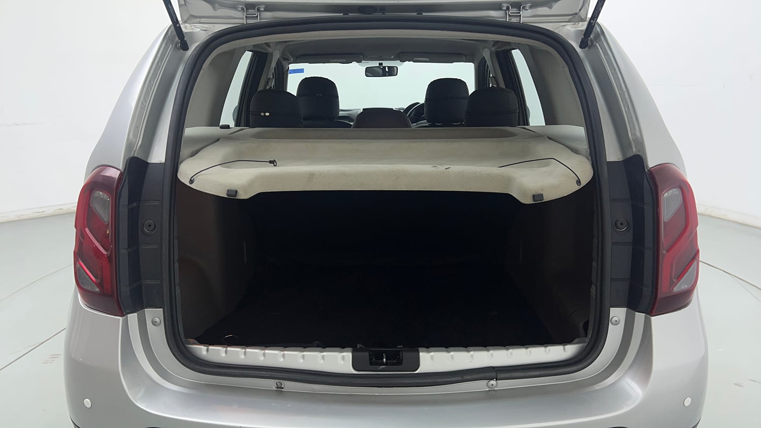 Used 2019 Renault Duster RXS CVT Petrol Automatic interior DICKY INSIDE VIEW