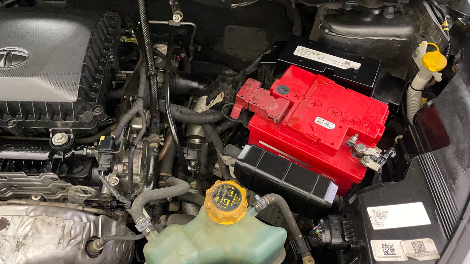 Used 2022 Tata Nexon XZA Plus (O) Petrol Automatic engine ENGINE LEFT SIDE VIEW