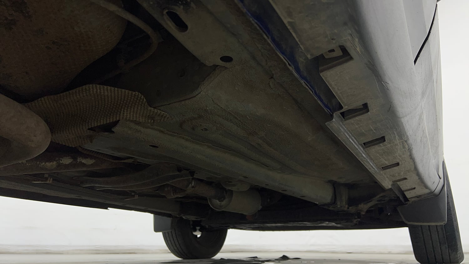 Used 2014 Ford EcoSport Titanium 1.5 Ti-VCT AT Petrol Automatic extra REAR RIGHT UNDERBODY VIEW