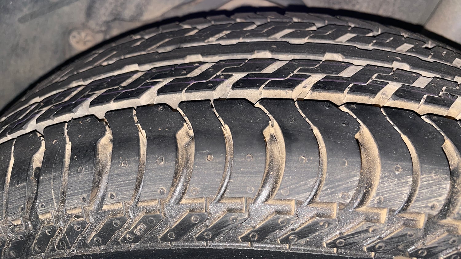 Used 2017 Ford Figo Aspire Titanium 1.2 Ti-VCT Petrol Manual tyres LEFT REAR TYRE TREAD VIEW