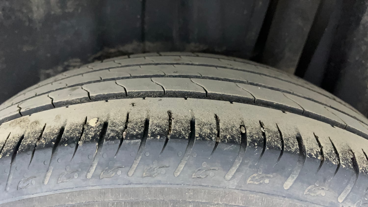 Used 2024 Maruti Suzuki Brezza ZXi Petrol Manual tyres LEFT REAR TYRE TREAD VIEW