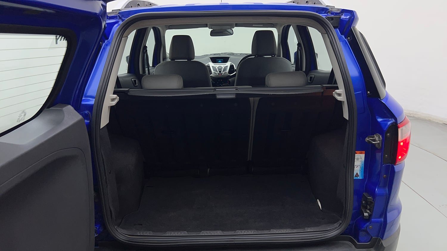 Used 2014 Ford EcoSport Titanium 1.5 Ti-VCT AT Petrol Automatic interior DICKY INSIDE VIEW