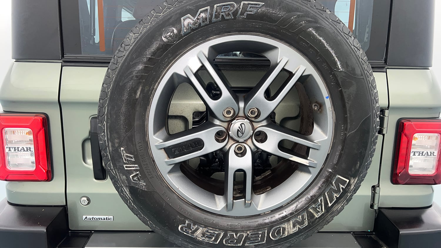 Used 2022 mahindra Thar LX Hard Top Diesel AT 4WD Diesel Automatic tyres SPARE TYRE VIEW