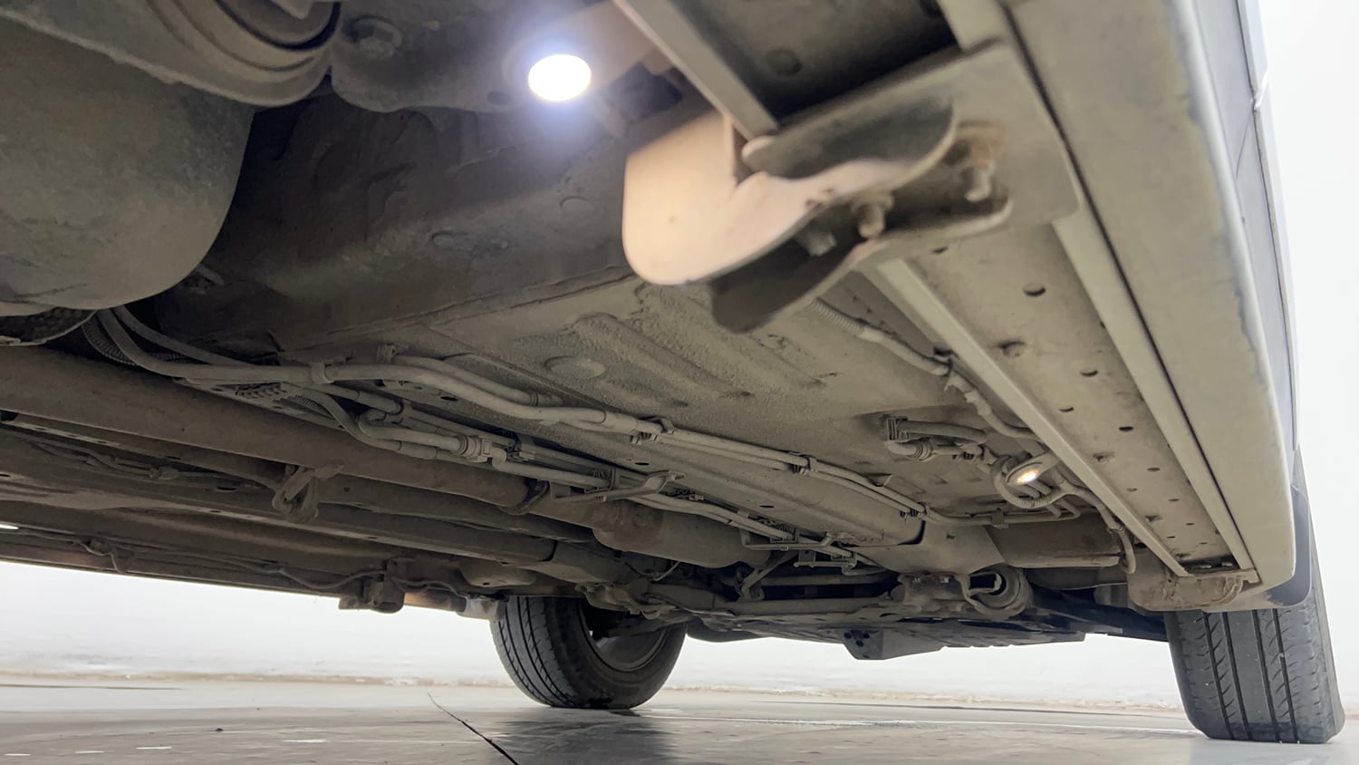 Used 2022 Tata Harrier XZ Plus Dark Edition Diesel Manual extra REAR RIGHT UNDERBODY VIEW