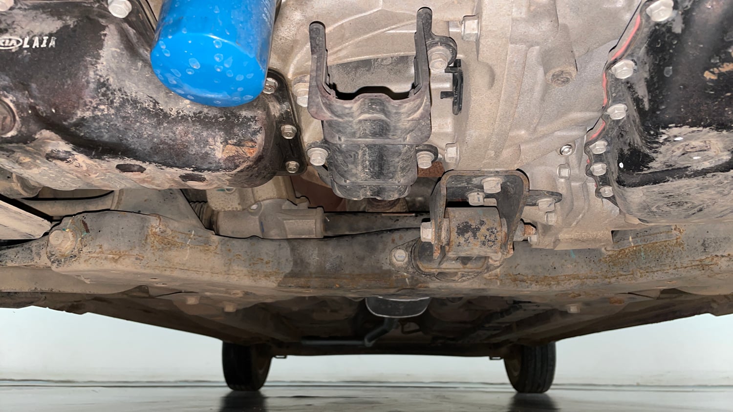 Used 2016 Hyundai Grand i10 Asta AT 1.2 Kappa VTVT Petrol Automatic extra FRONT LEFT UNDERBODY VIEW