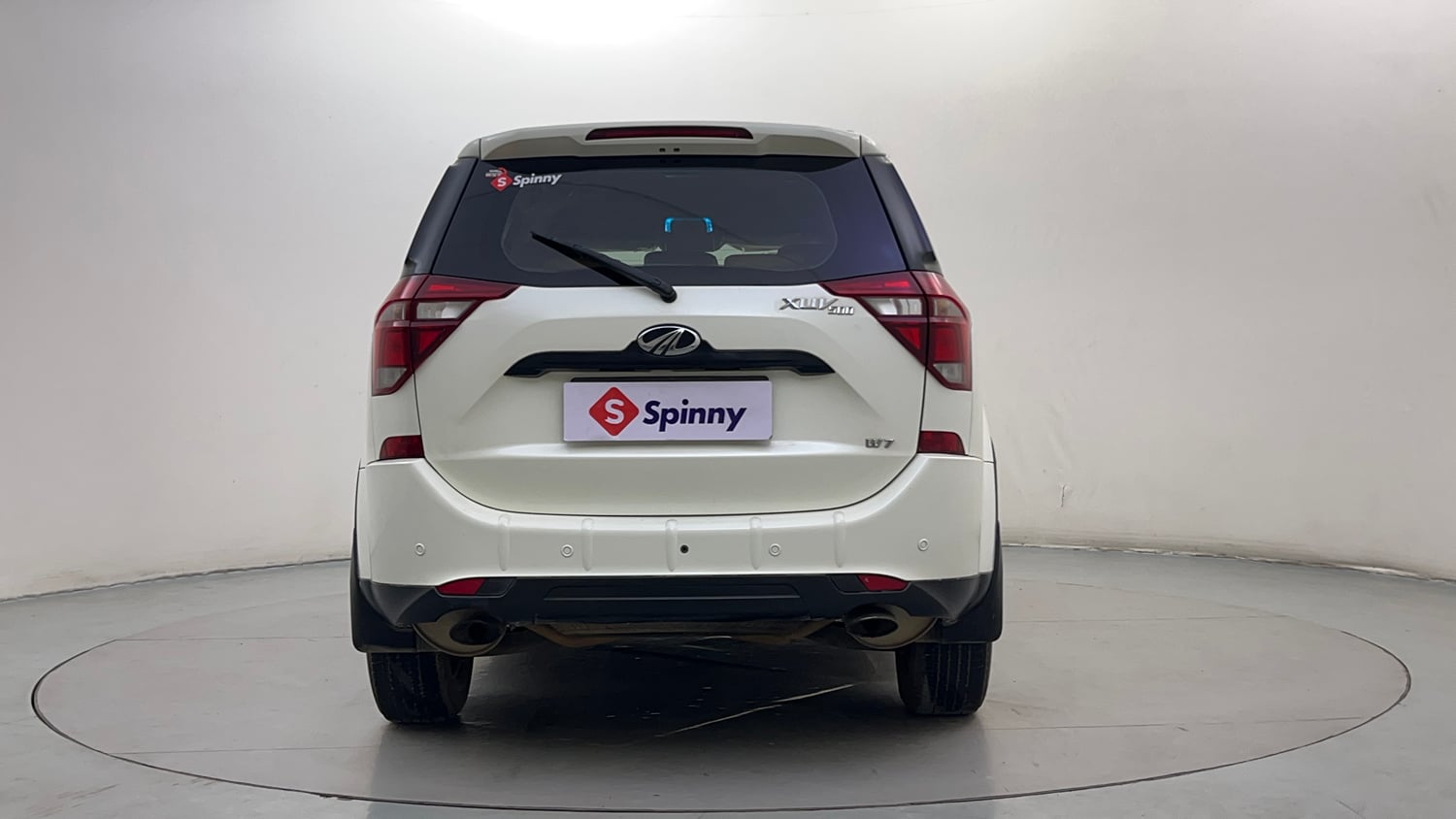 Used 2019 Mahindra XUV500 W7 Diesel Manual exterior BACK VIEW
