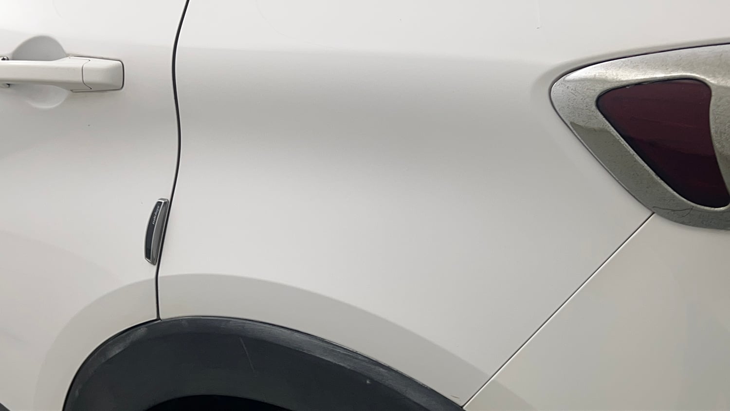 Used 2021 Renault Triber RXZ Petrol Manual dents MINOR SCRATCH