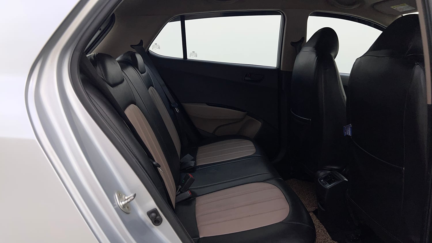Used 2018 Hyundai Grand i10 Magna AT 1.2 Kappa VTVT Petrol Automatic interior RIGHT SIDE REAR DOOR CABIN VIEW