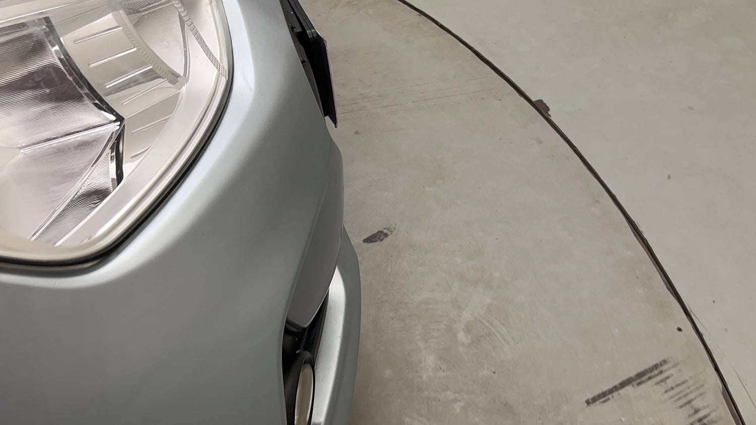 Used 2018 Hyundai Grand i10 Magna AT 1.2 Kappa VTVT Petrol Automatic dents MINOR SCRATCH