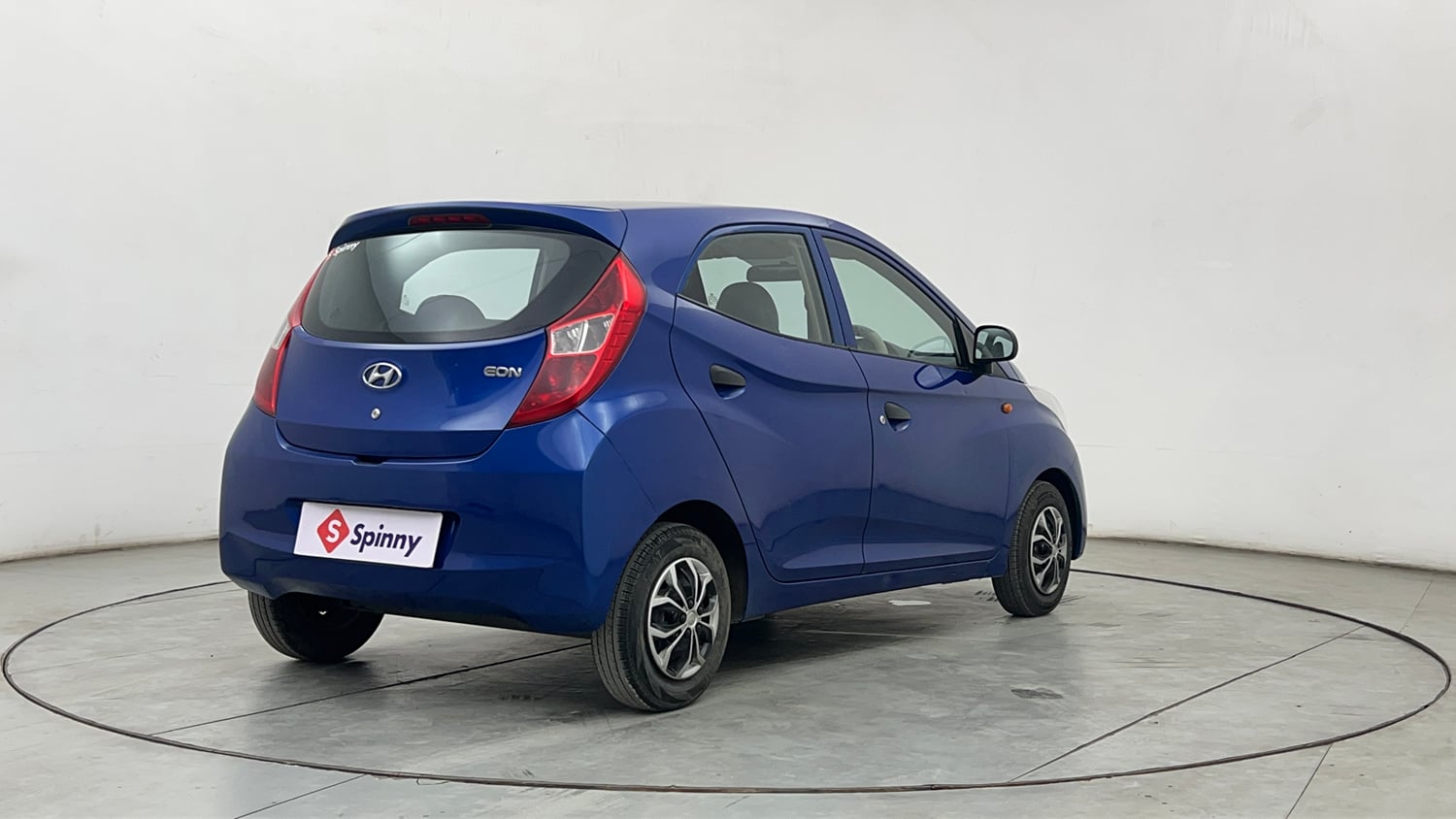 Used 2016 Hyundai Eon Era + AirBag Petrol Manual exterior RIGHT REAR CORNER VIEW