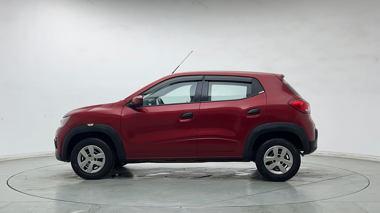 Used 2016 Renault Kwid RXL Petrol Manual exterior LEFT SIDE VIEW