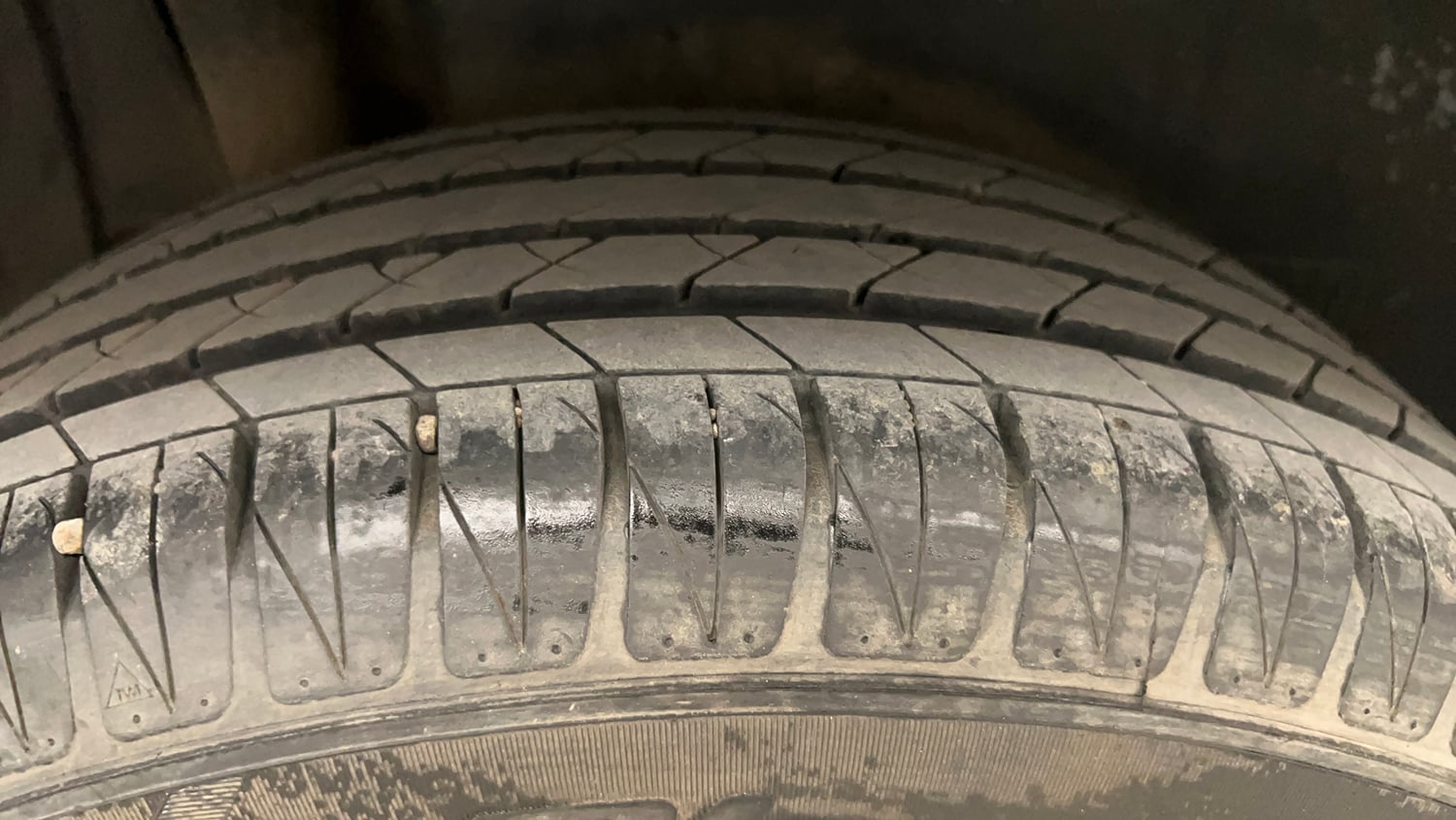Used 2022 Toyota Urban Cruiser Premium Grade AT Petrol Automatic tyres RIGHT REAR TYRE TREAD VIEW