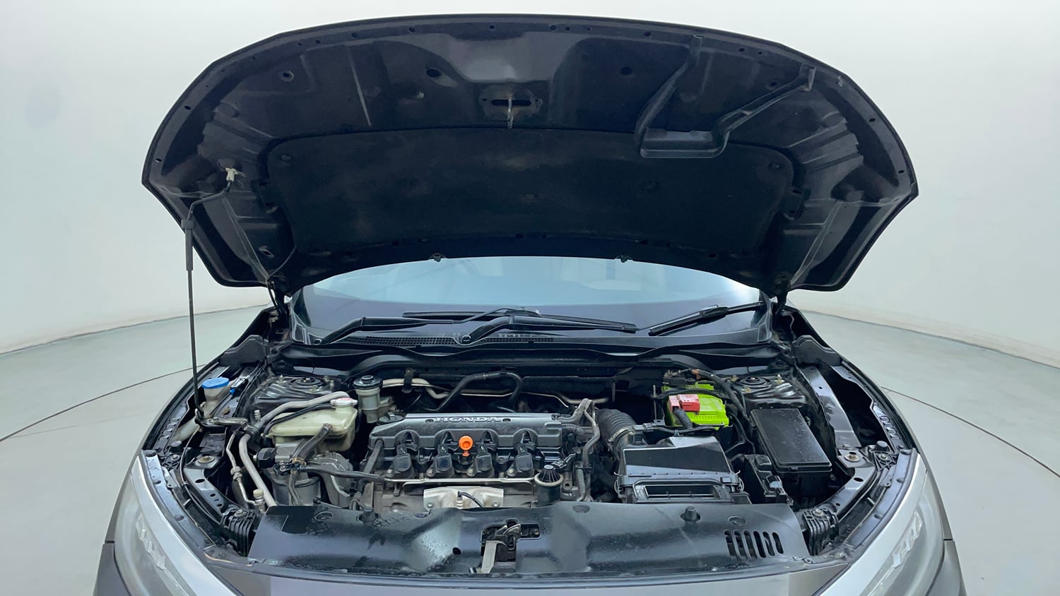 Used 2020 Honda Civic ZX CVT Petrol Petrol Automatic engine ENGINE & BONNET OPEN FRONT VIEW
