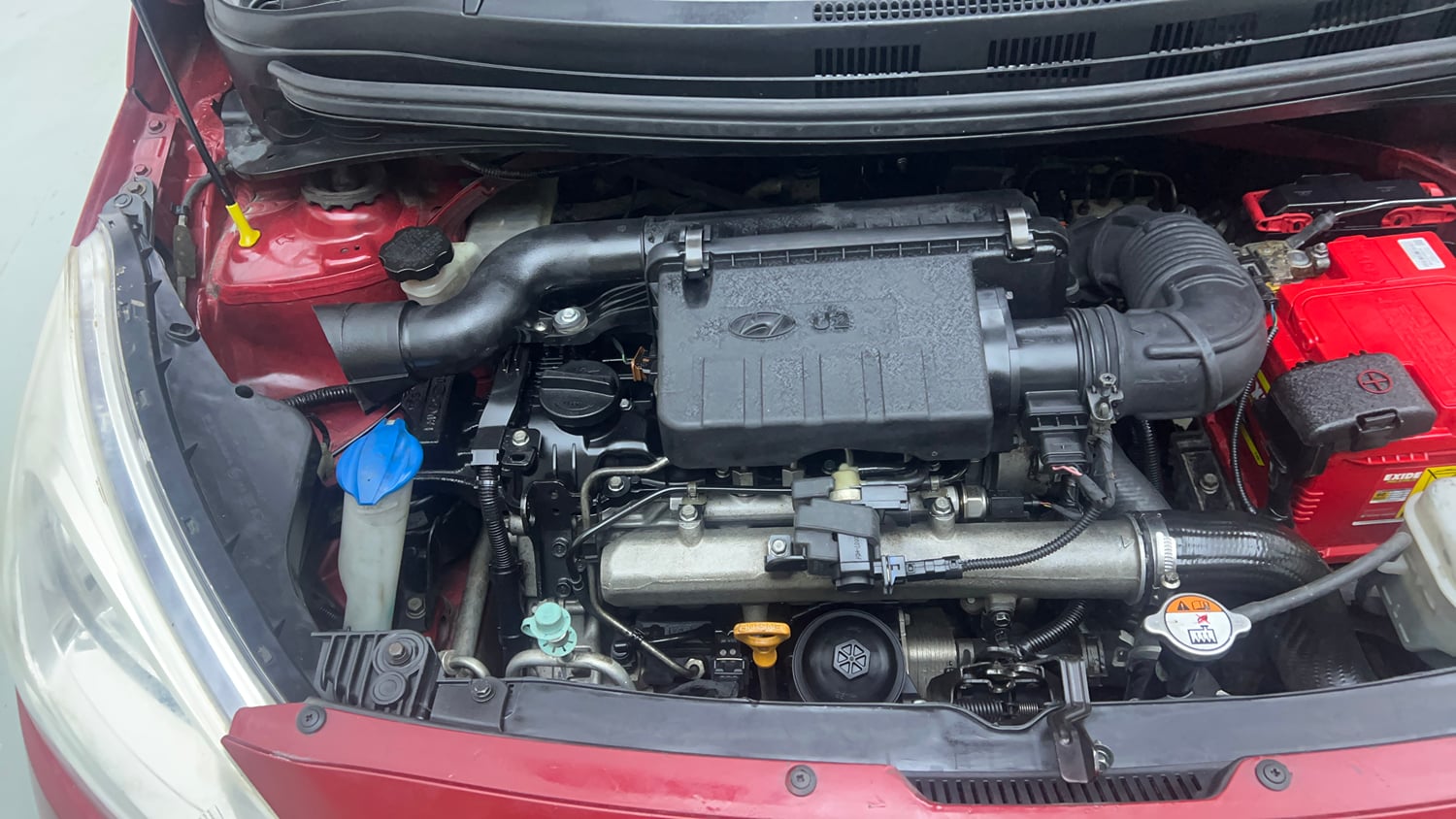 Used 2019 Hyundai Grand i10 Sportz U2 1.2 CRDi Diesel Manual engine ENGINE RIGHT SIDE VIEW
