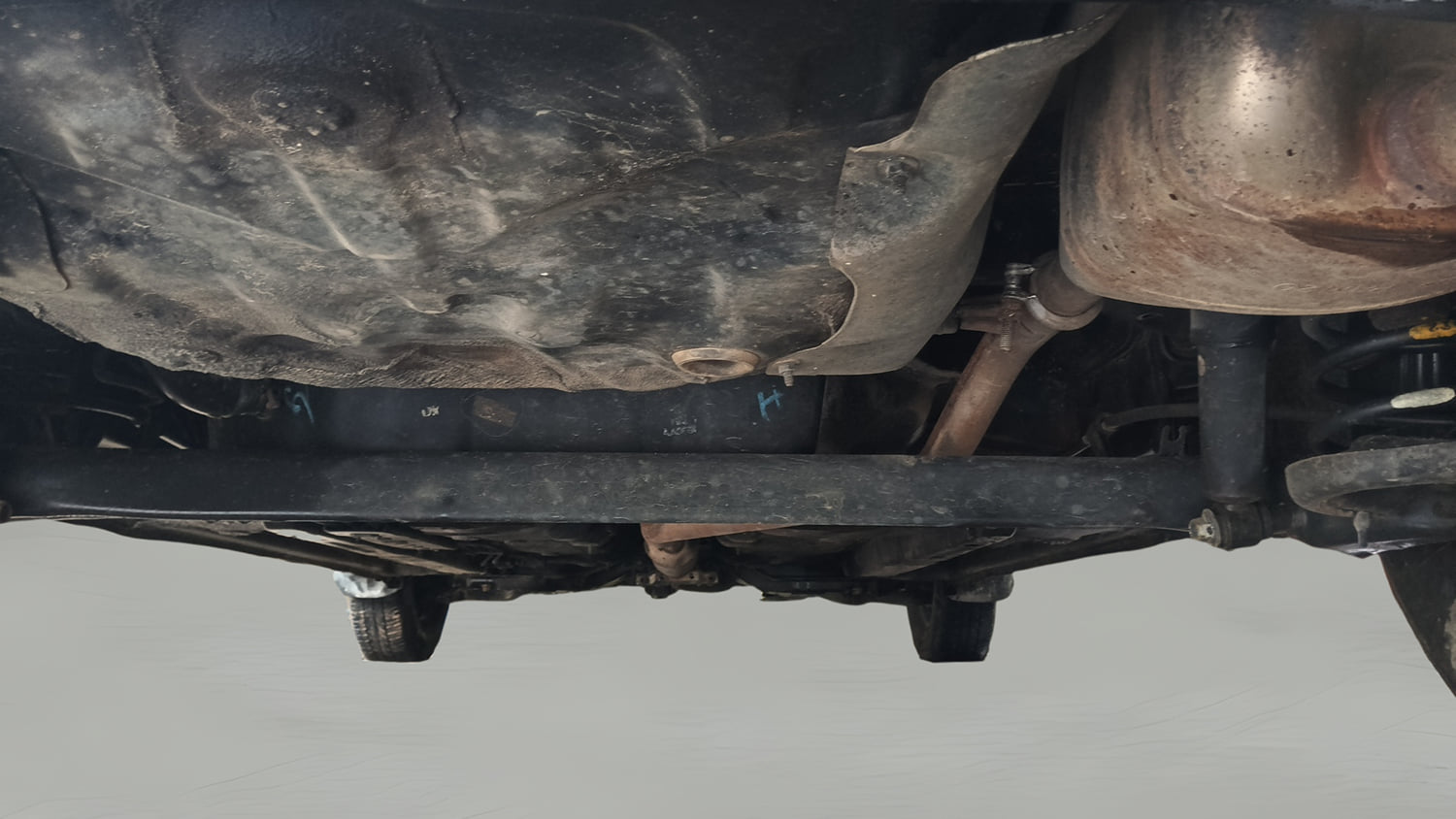 Used 2012 Hyundai i10 Sportz 1.2 Kappa2 Petrol Manual extra REAR RIGHT UNDERBODY VIEW