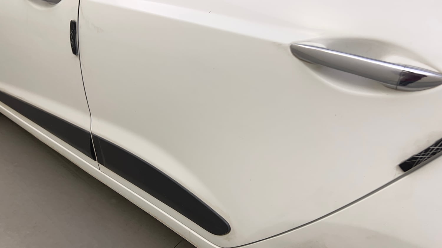 Used 2013 Hyundai Grand i10 Asta AT 1.2 Kappa VTVT Petrol Automatic dents MINOR SCRATCH