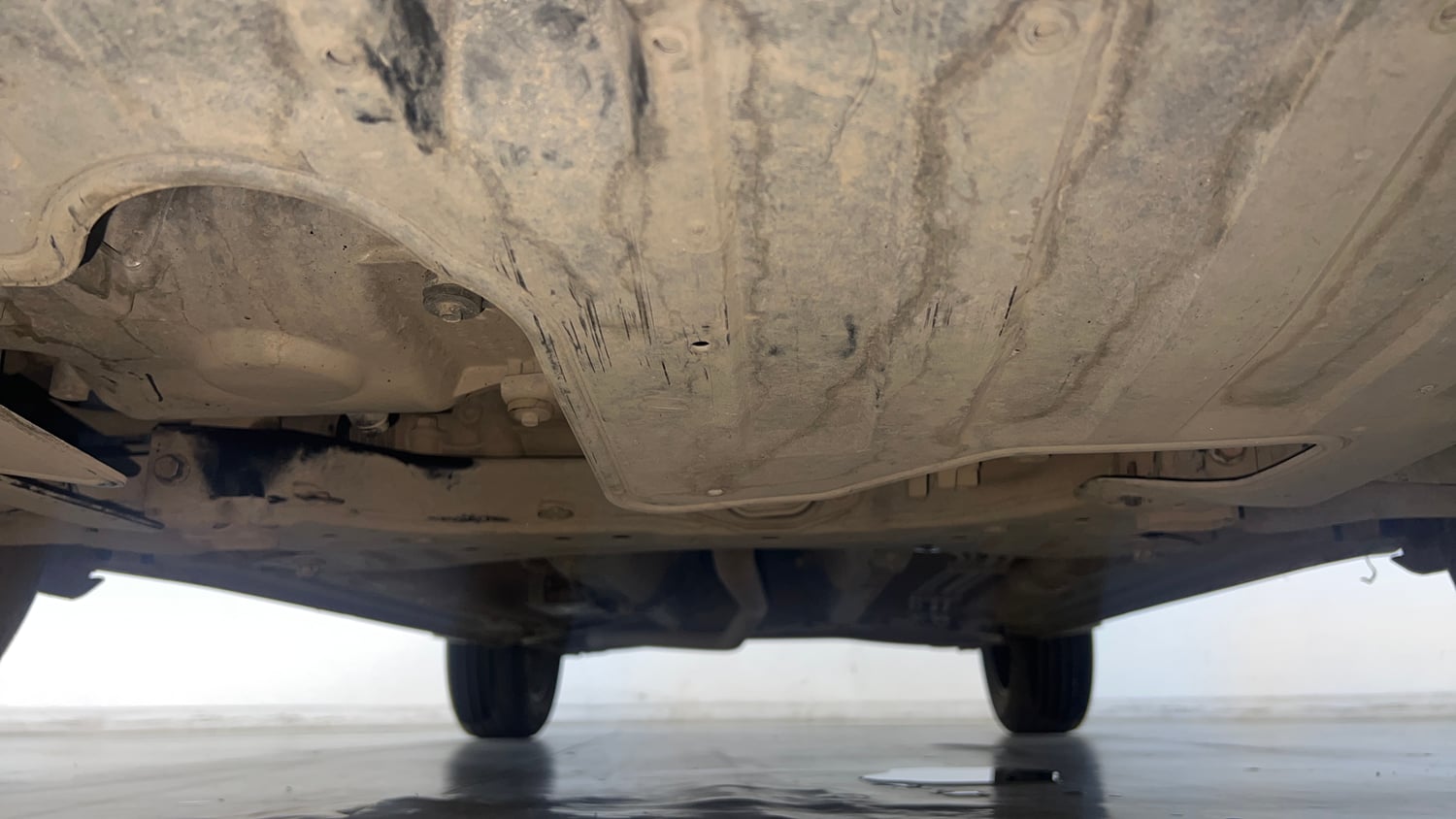 Used 2022 Kia Sonet GTX Plus 1.5 AT Diesel Automatic extra FRONT LEFT UNDERBODY VIEW
