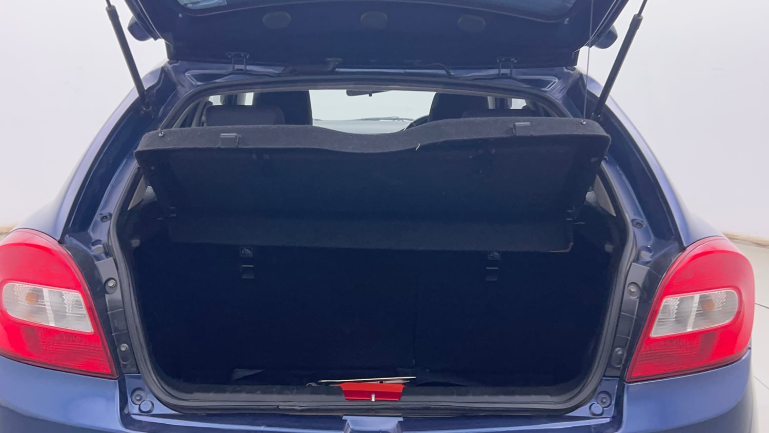 Used 2021 Maruti Suzuki Baleno Delta Petrol Manual interior DICKY INSIDE VIEW