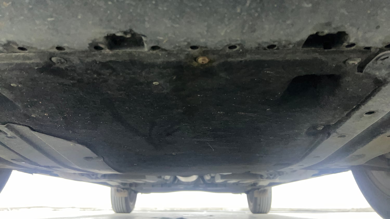 Used 2024 Maruti Suzuki Fronx Delta Plus 1.2L AGS Petrol Automatic extra FRONT LEFT UNDERBODY VIEW