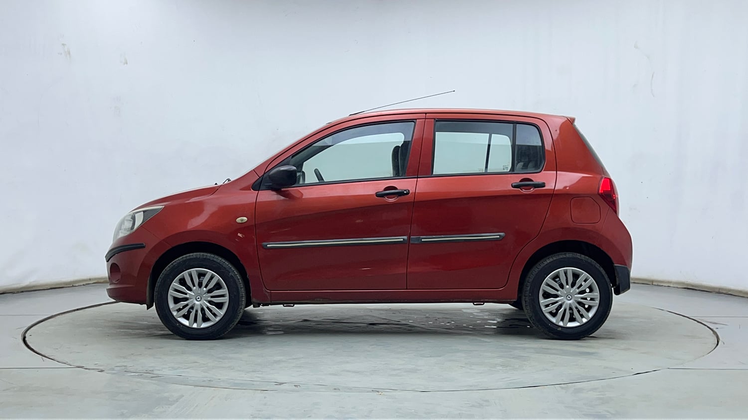 Used 2014 Maruti Suzuki Celerio VXi Petrol Manual exterior LEFT SIDE VIEW