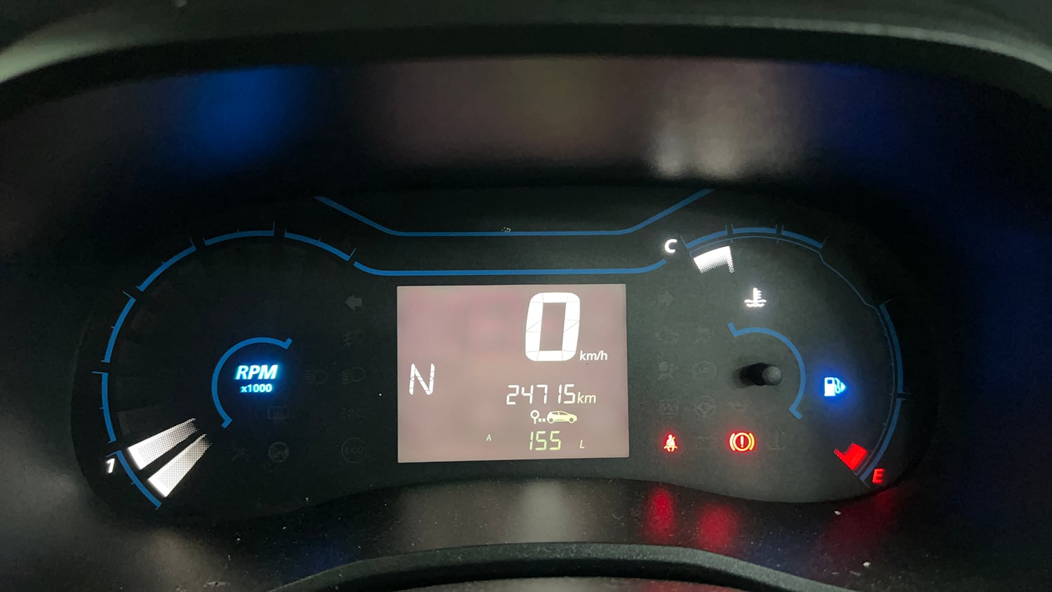 Used 2020 Renault Kwid 1.0 RXT AMT Opt Petrol Automatic interior CLUSTERMETER VIEW