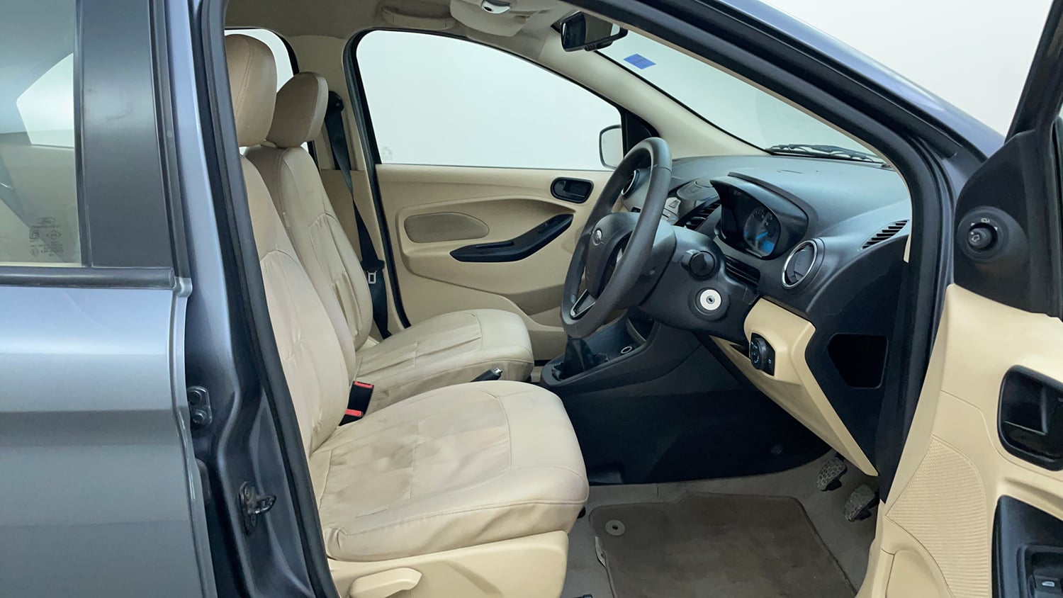 Used 2017 Ford Figo Aspire Titanium 1.2 Ti-VCT Petrol Manual interior RIGHT SIDE FRONT DOOR CABIN VIEW