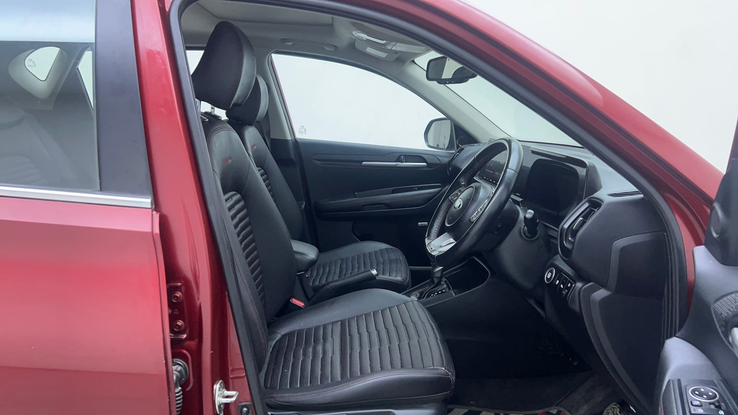 Used 2020 Kia Sonet GTX Plus 1.5 AT Diesel Automatic interior RIGHT SIDE FRONT DOOR CABIN VIEW