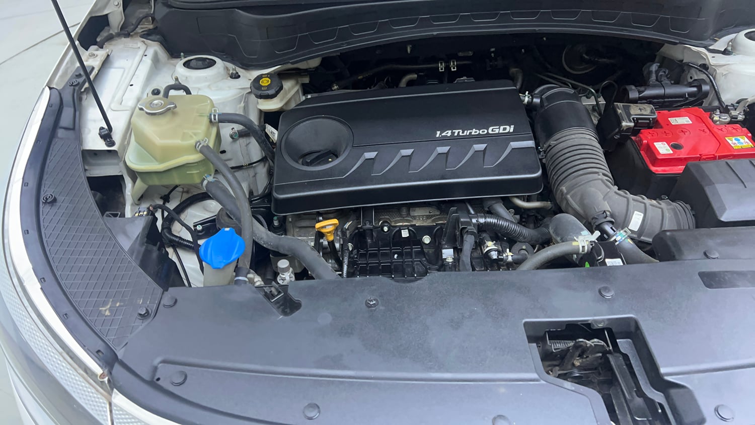Used 2020 Kia Seltos GTX Plus 1.4 Petrol Manual engine ENGINE RIGHT SIDE VIEW