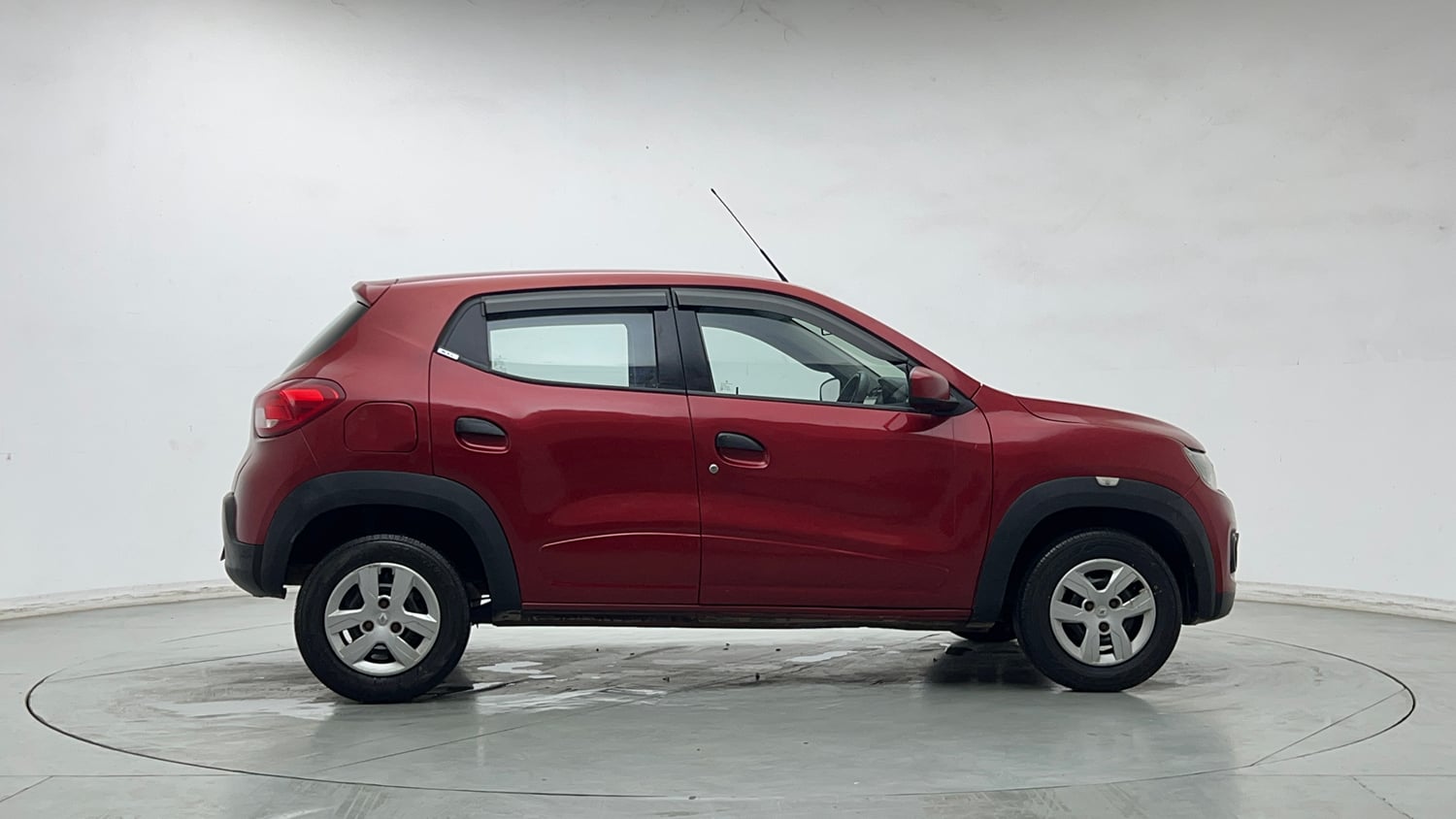 Used 2016 Renault Kwid RXL Petrol Manual exterior RIGHT SIDE VIEW