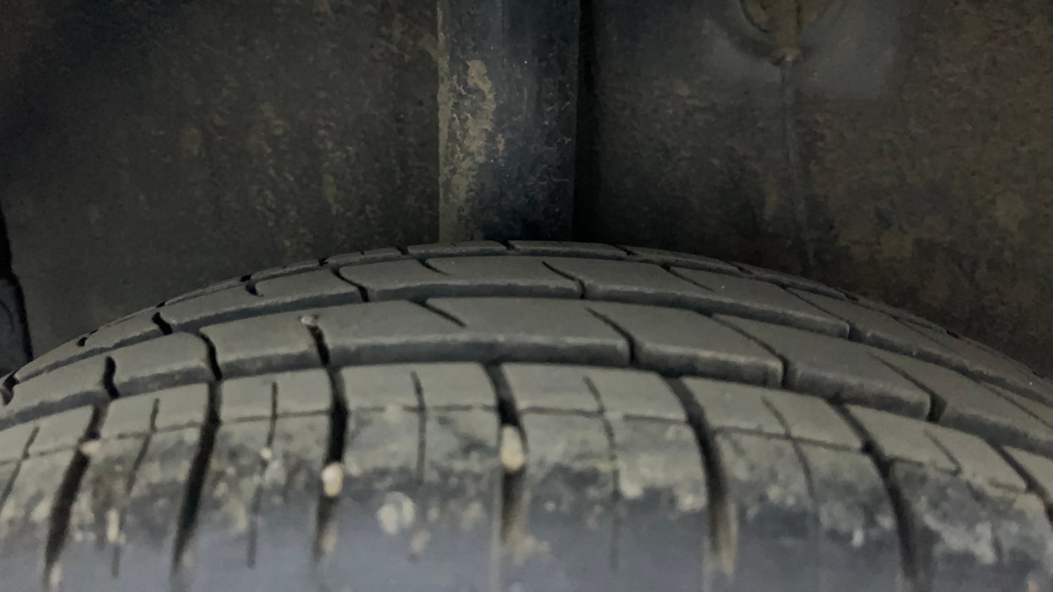 Used 2024 Hyundai Grand i10 Nios Magna 1.2 Kappa Petrol Manual tyres RIGHT REAR TYRE TREAD VIEW