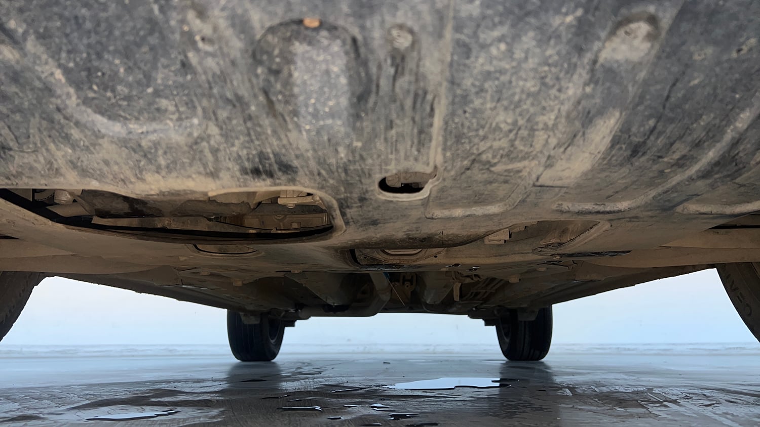 Used 2020 Hyundai Venue SX 1.4 CRDi Diesel Manual extra FRONT LEFT UNDERBODY VIEW