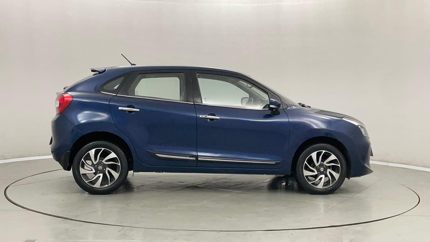 Used 2021 Maruti Suzuki Baleno Zeta Petrol Manual exterior RIGHT SIDE VIEW