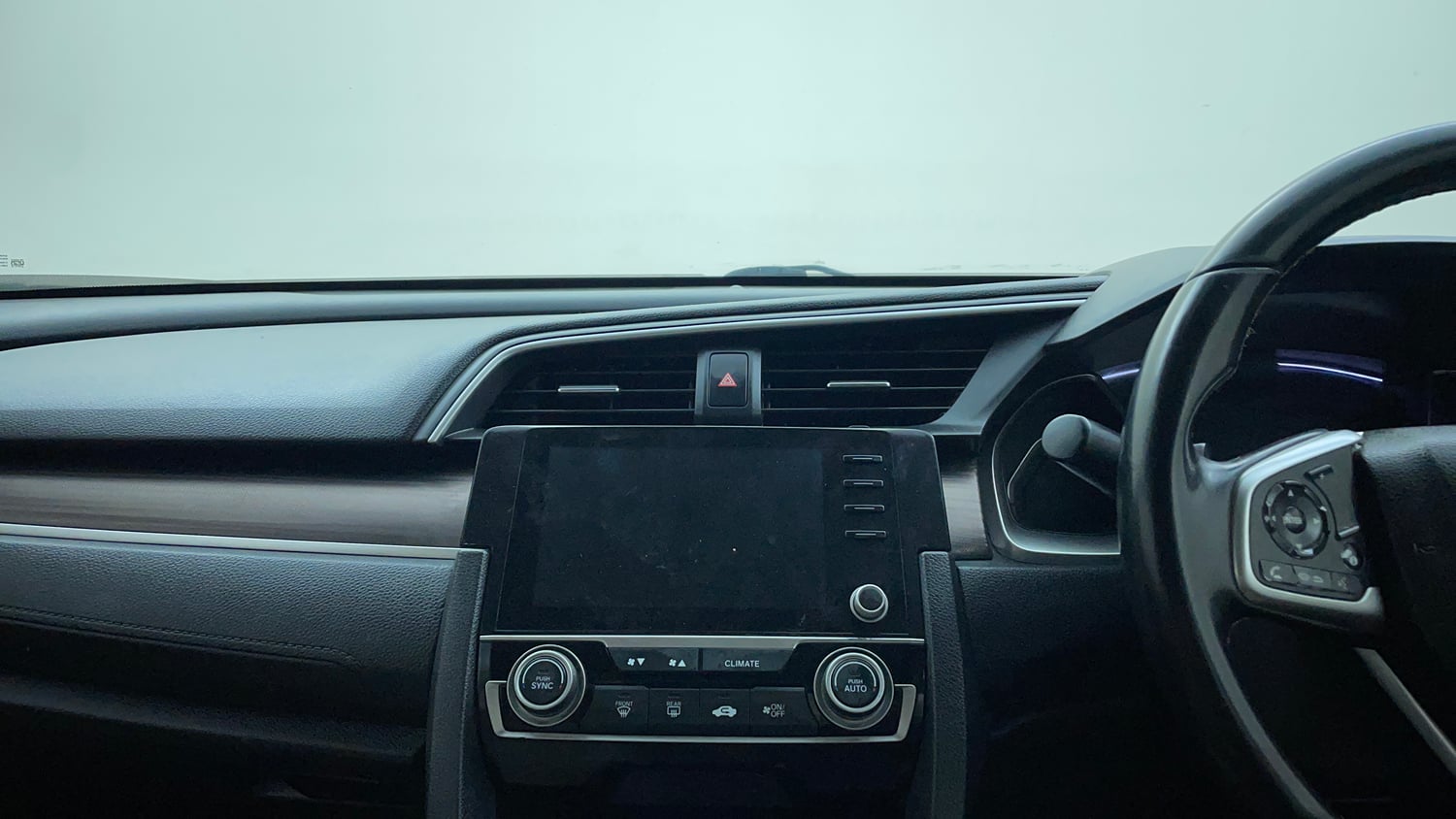 Used 2020 Honda Civic ZX CVT Petrol Petrol Automatic interior MUSIC SYSTEM & AC CONTROL VIEW