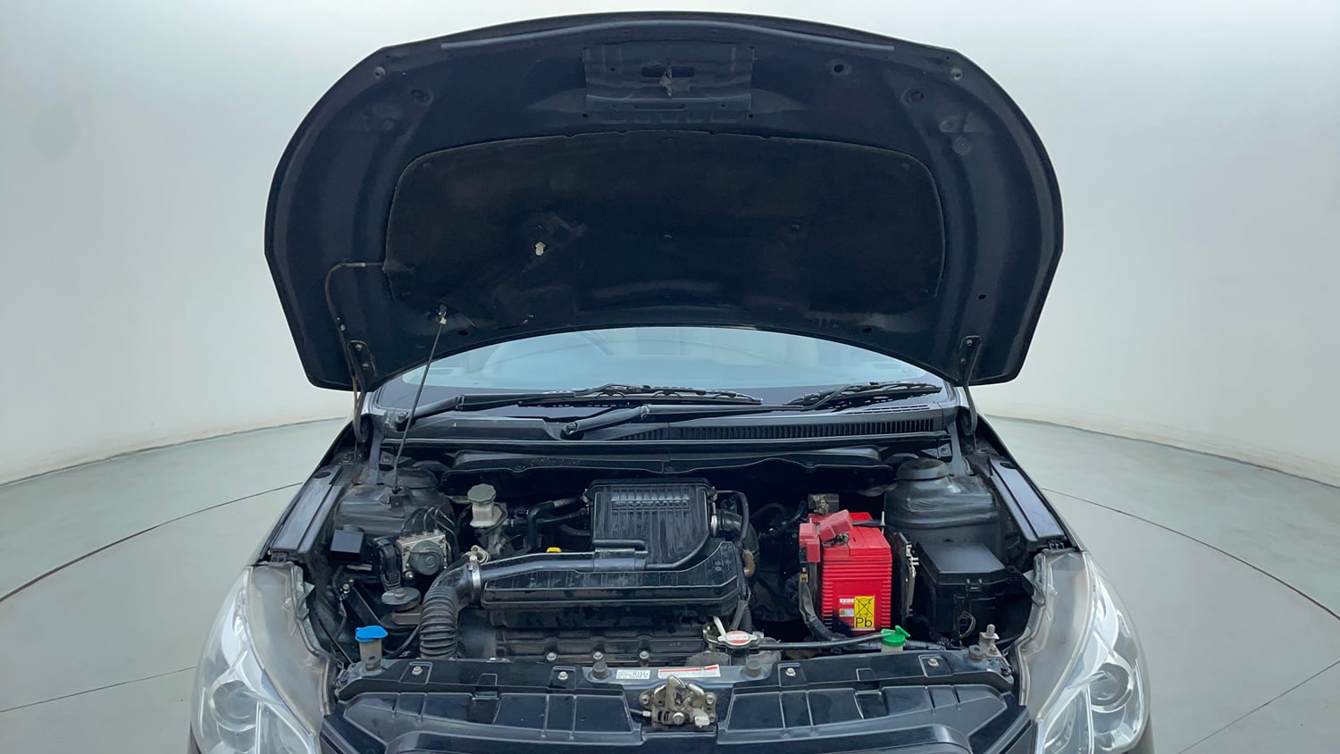 Used 2016 Maruti Suzuki Ciaz ZXi Petrol Manual engine ENGINE & BONNET OPEN FRONT VIEW
